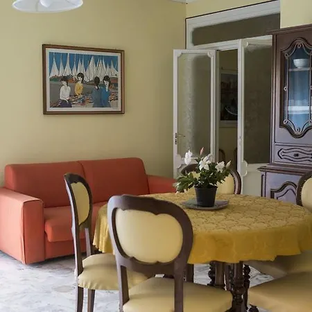 Casa Leda Apartment *