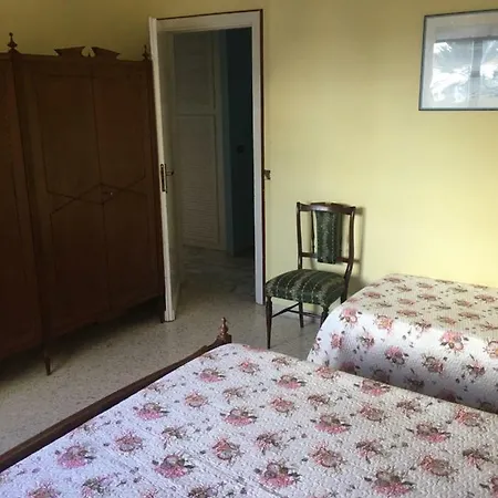 Casa Leda *
