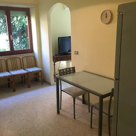 Casa Leda Apartment *